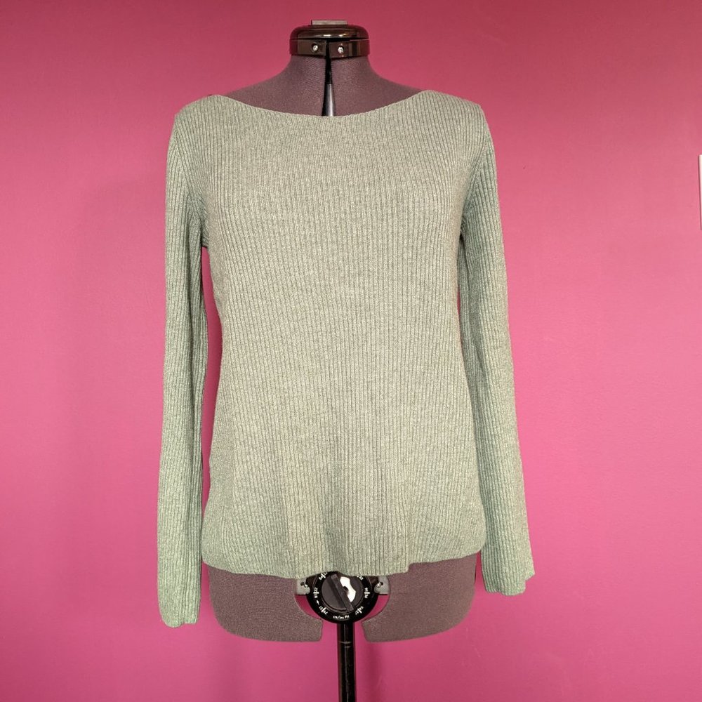 Aritzia Babaton Kitano Cross-Back Sweater in Light Sage Green size Small